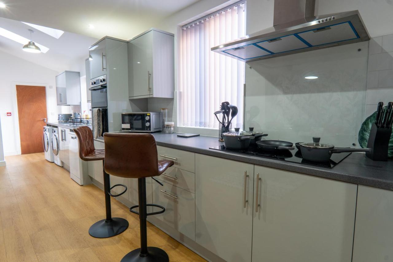 Heartland House, 7 Spacious Bedrooms Sleeps 4 Plus, Near Nec, Jlr,Bhx Birmingam Exterior foto