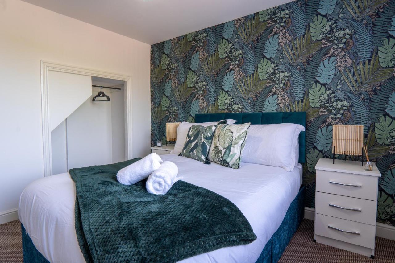 Heartland House, 7 Spacious Bedrooms Sleeps 4 Plus, Near Nec, Jlr,Bhx Birmingam Exterior foto