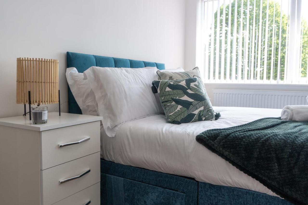 Heartland House, 7 Spacious Bedrooms Sleeps 4 Plus, Near Nec, Jlr,Bhx Birmingam Exterior foto